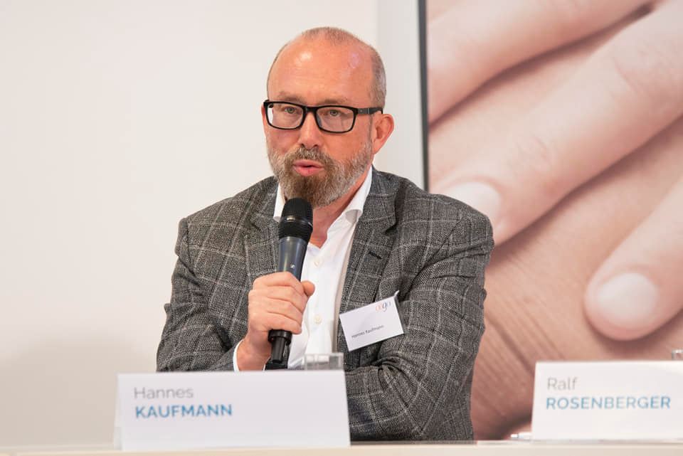 Dr. Hannes Kaufmann